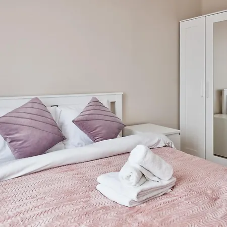 Airport Homely By Bookinghost Apartmán