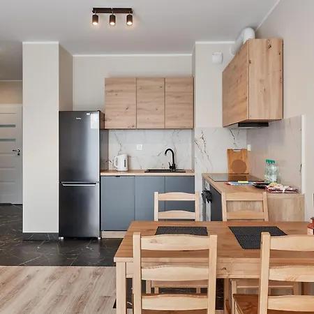 Airport Homely By Bookinghost Apartmán *