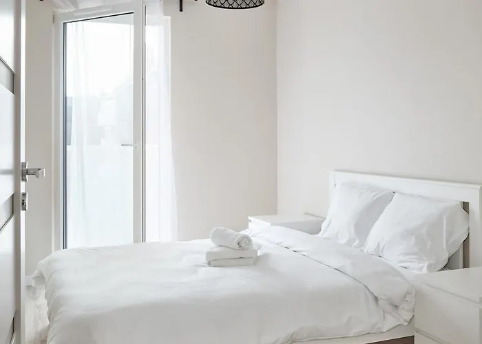 Apartman Airport Homely By Bookinghost