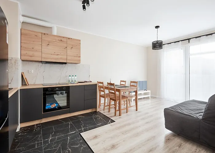 아파트 Airport Homely By Bookinghost